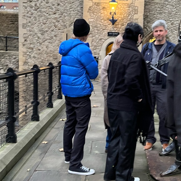 Banana Republic Puffer Down Jacket SzM - Picture 3 of 10